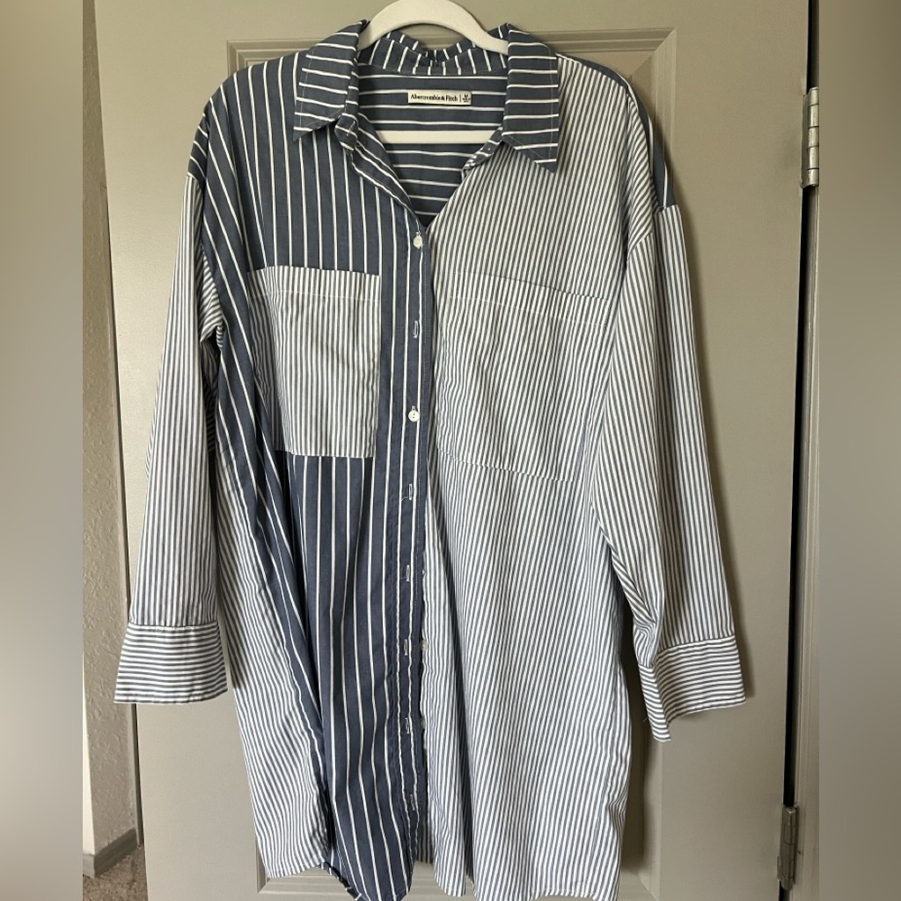 Abercrombie and Fitch Oversized Long Sleeve